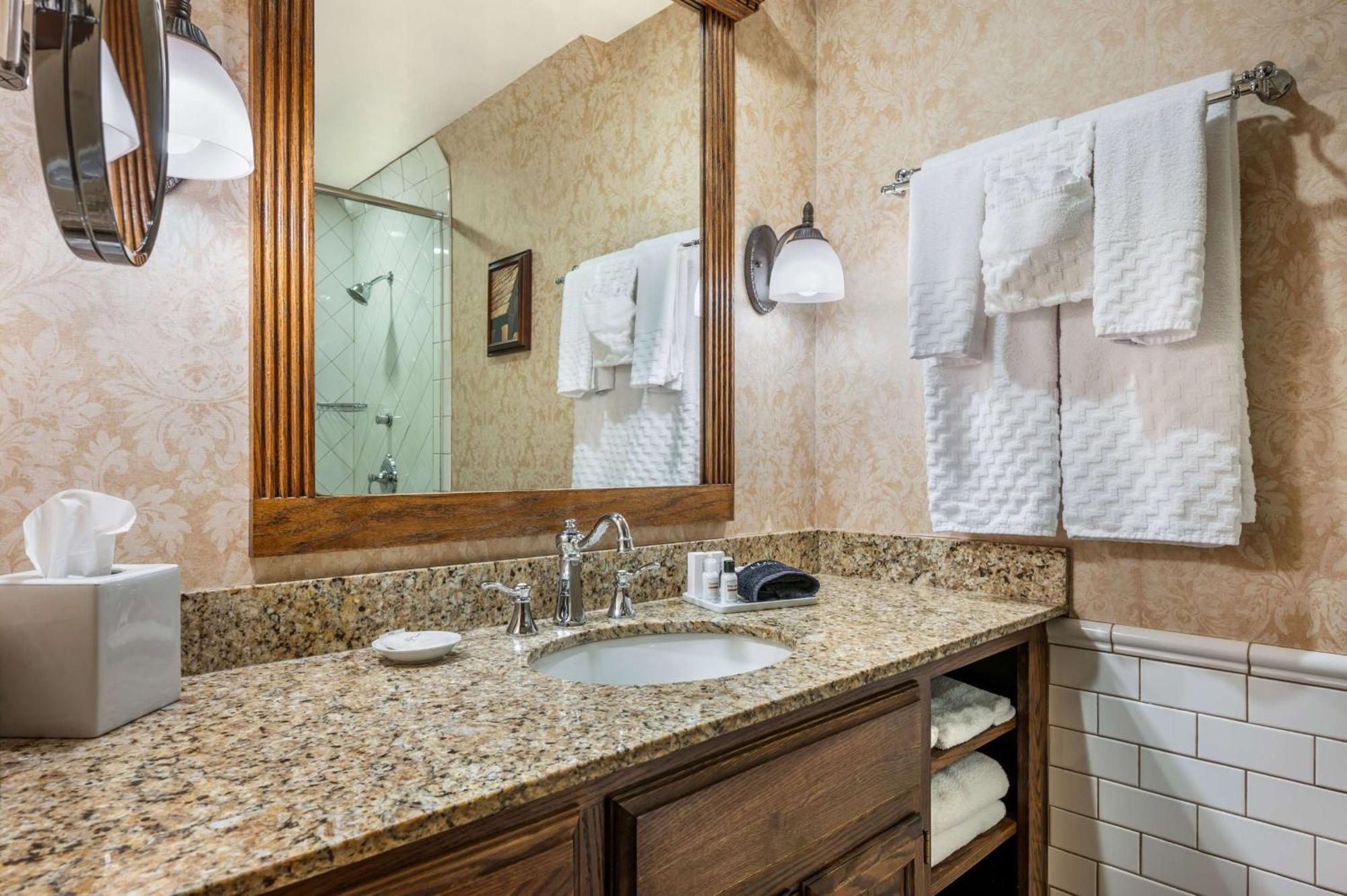 Best Western Premier Mariemont Inn Silverton Εξωτερικό φωτογραφία